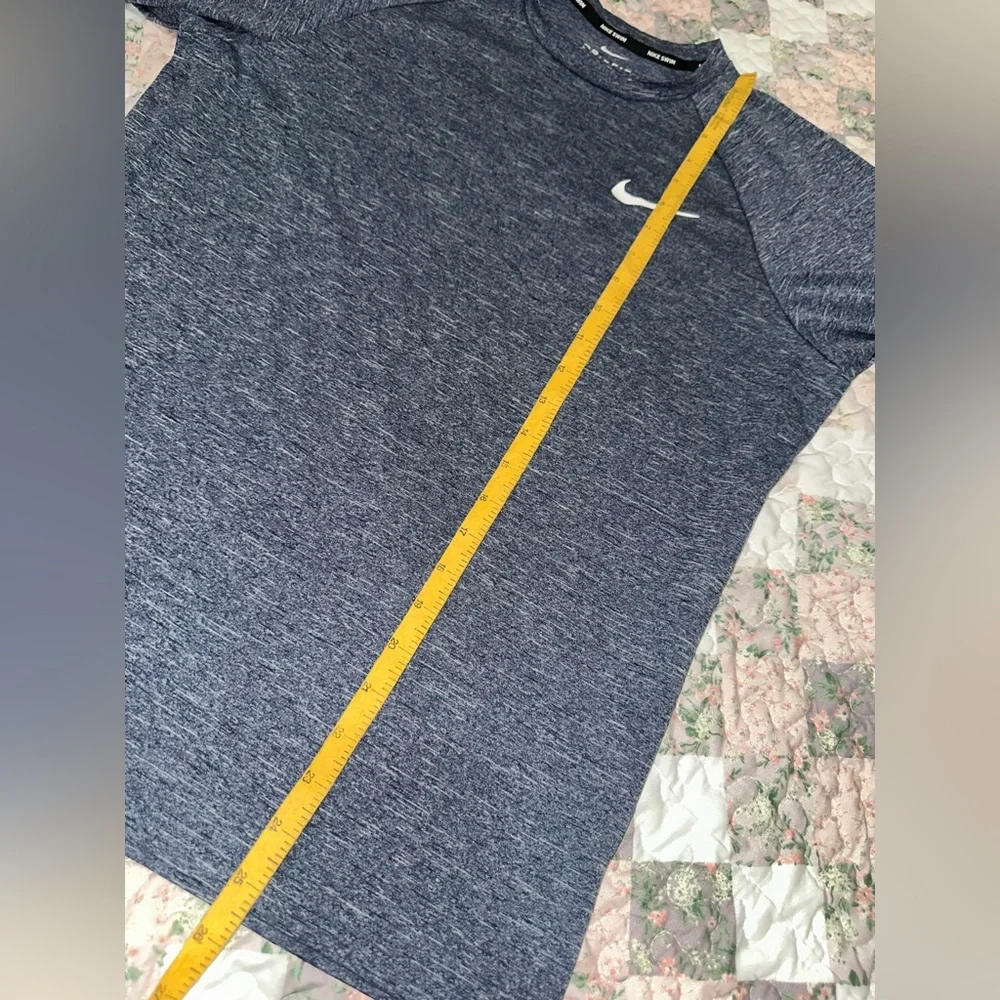 2 Men’s Nike Dri-FIT Swim Short Sleeve Athletic Running Gym Shirts Tops Bundle - Picture 5 of 8